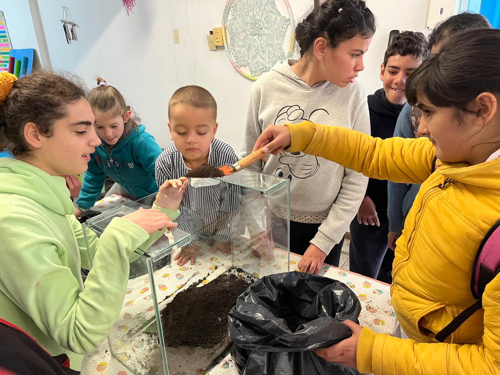“EL CHAJÁ” hace huertas en la educación especial